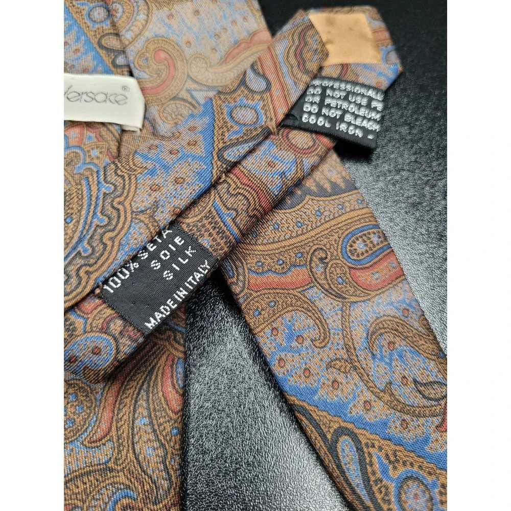 Gianni Versace Men's Necktie Brown Blue Paisley Silk 3.75x57 Excellent